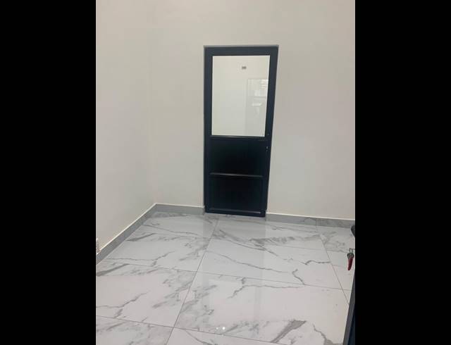 Business property to rent in SUNFORD